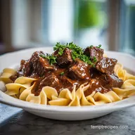 Beef and Noodles: Easy Crockpot Recipe